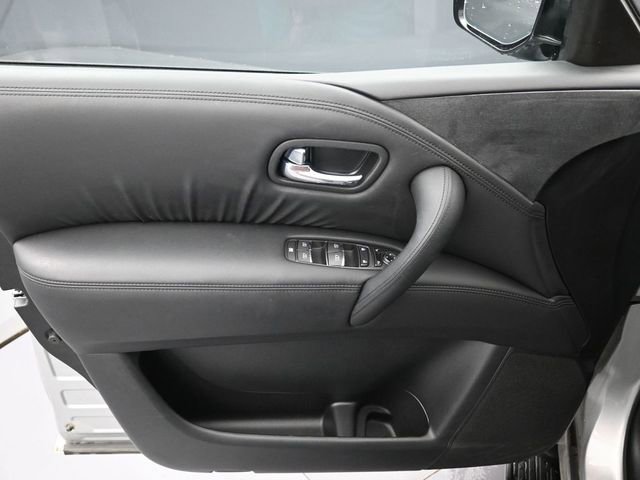 Used 2024 Nissan Armada SV w/ Cargo Package AWD/4WD image 22