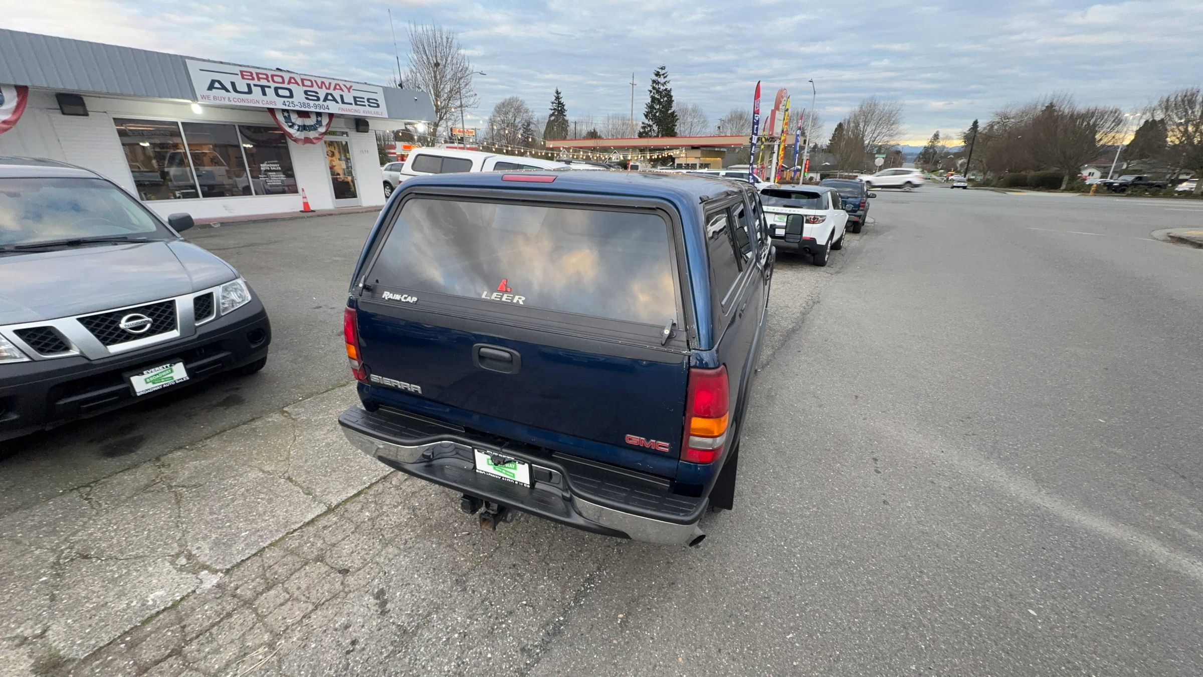 Used 2002 GMC Sierra 2500 2WD Crew Cab HD image 5