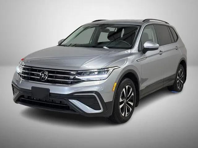 Used 2024 Volkswagen Tiguan S FWD image 1