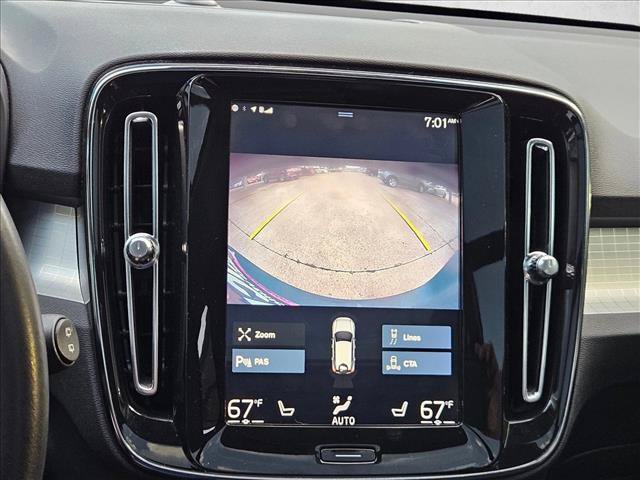 Used 2020 Volvo XC40 T5 Momentum AWD/4WD image 15