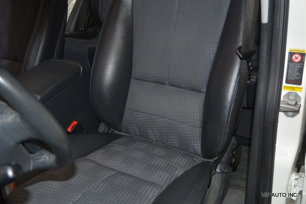 Used 2004 Mercedes-Benz ML 350 4MATIC image 15