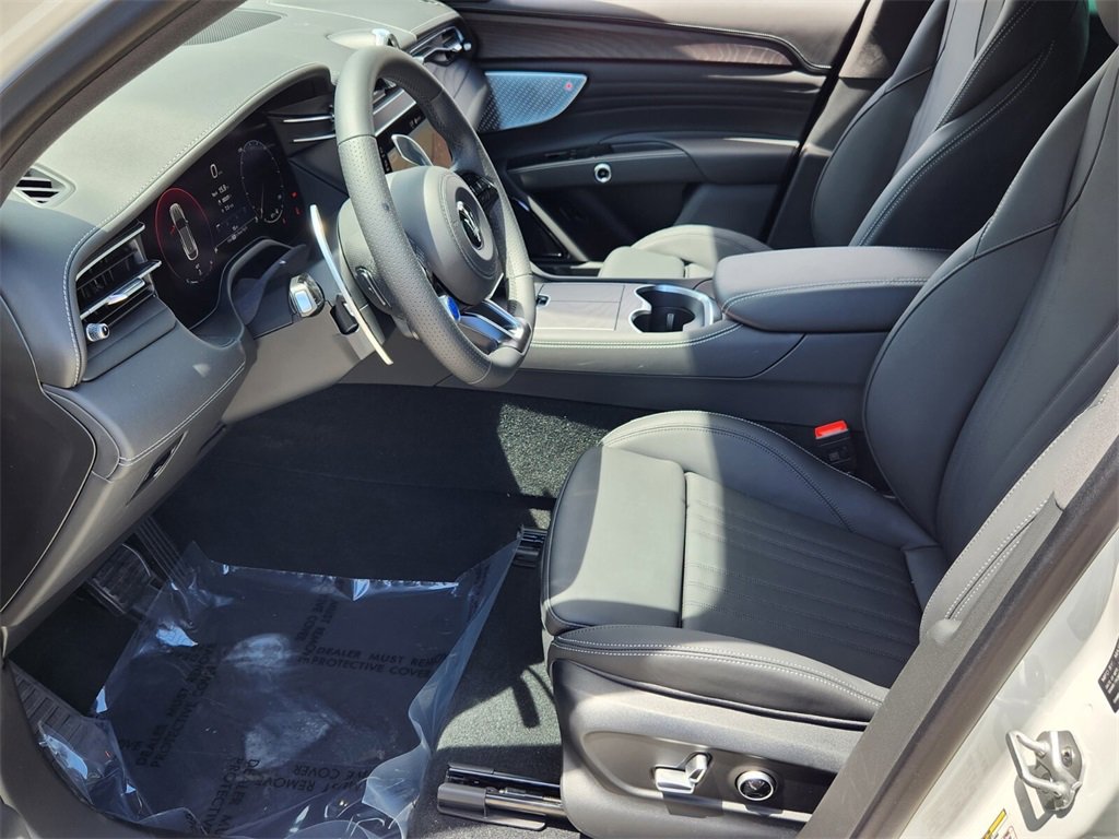 New 2025 Maserati Grecale GT image 6