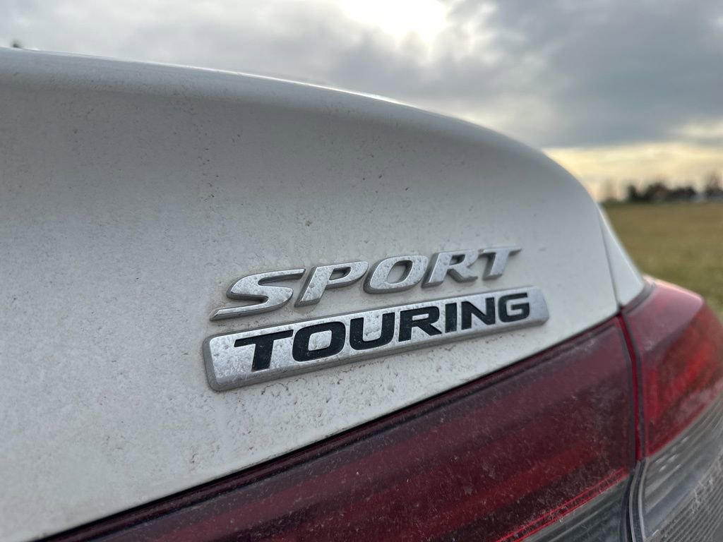 Used 2025 Honda Civic Sport Touring image 4