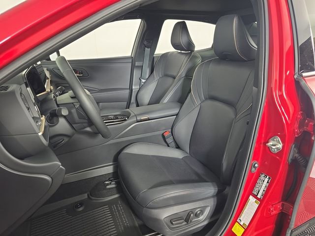 Used 2025 Toyota Crown Limited w/ Advanced Technology Package AWD/4WD image 16