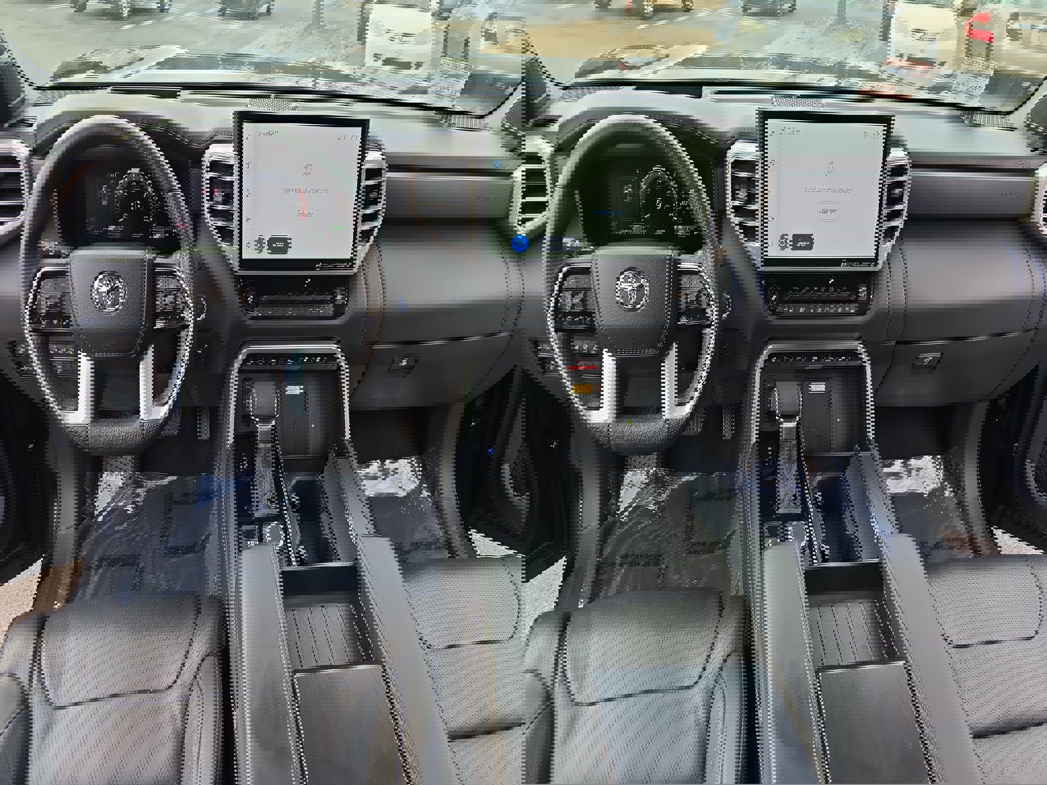 Used 2023 Toyota Tundra Platinum w/ Advanced Package image 21