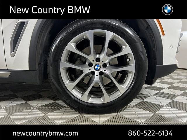Used 2020 BMW X5 xDrive40i w/ Convenience Package image 9