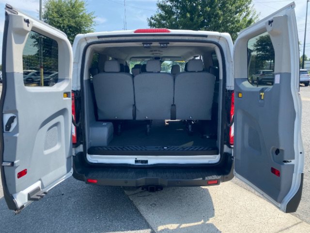 Used 2015 Ford Transit 150 XLT RWD image 8
