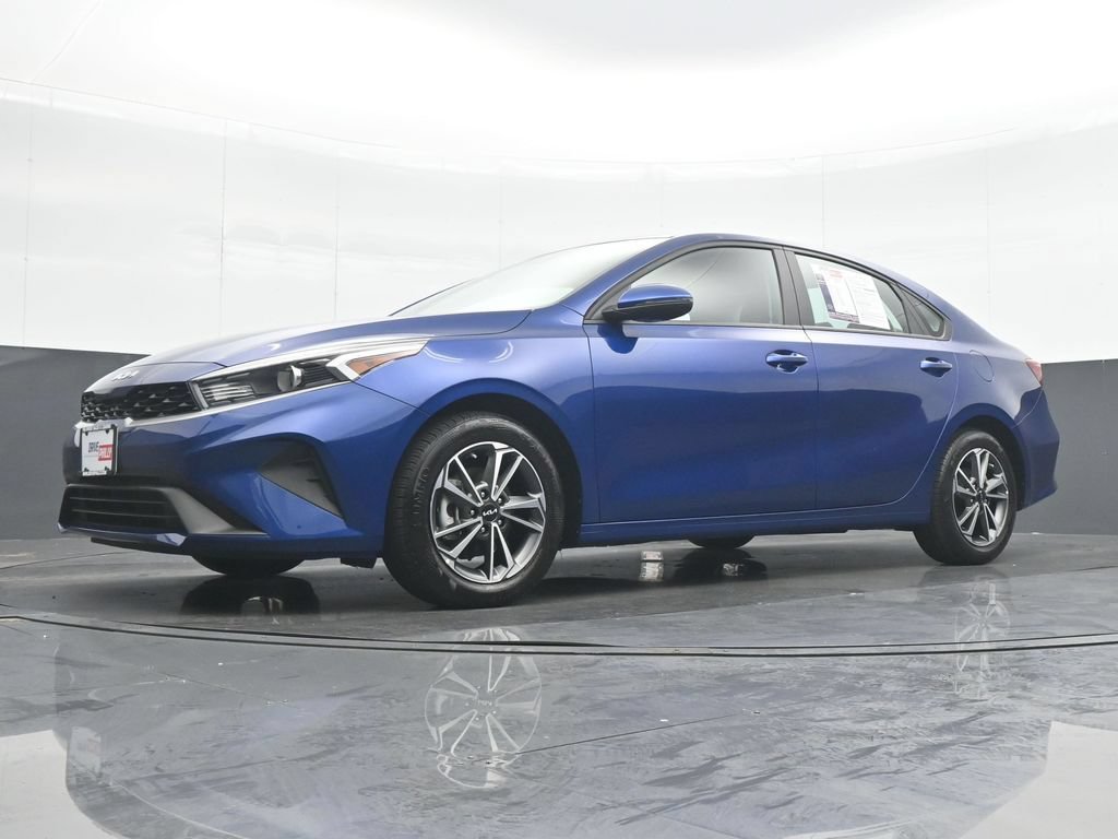 Used 2023 Kia Forte LXS w/ LXS Technology Package FWD image 28