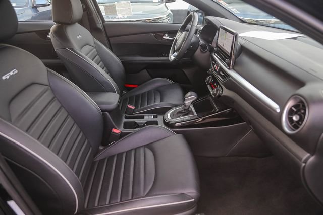 Used 2022 Kia Forte GT-Line w/ GT-Line Premium Package image 18
