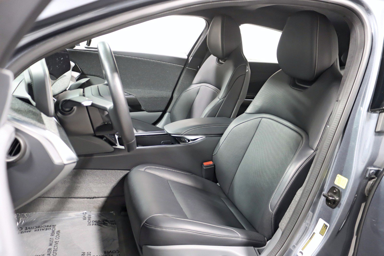 Used 2023 Lucid Air Pure AWD/4WD image 29