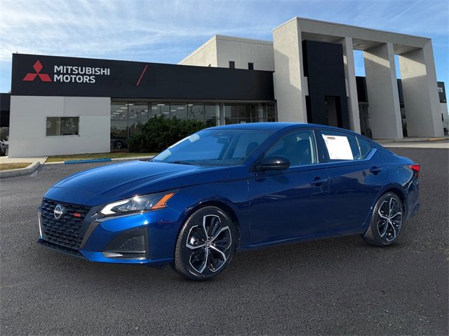 Used 2024 Nissan Altima 2.5 SR