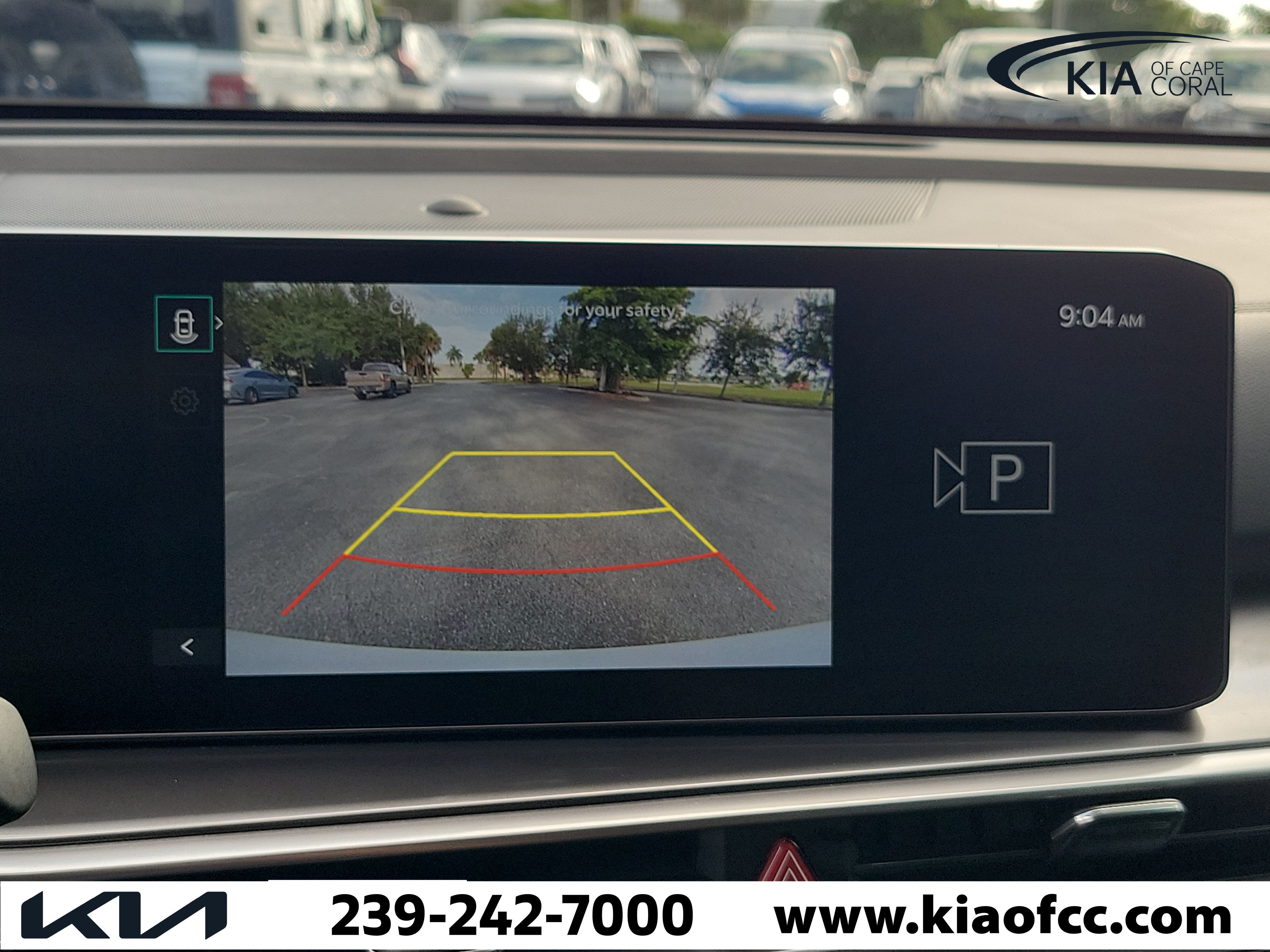 Used 2025 Kia Sorento LX FWD image 26