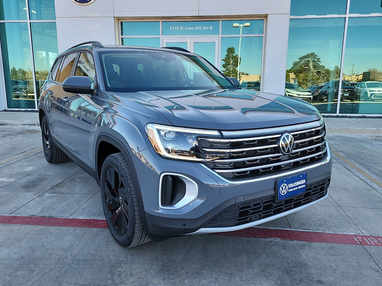 New 2026 Volkswagen Atlas SE