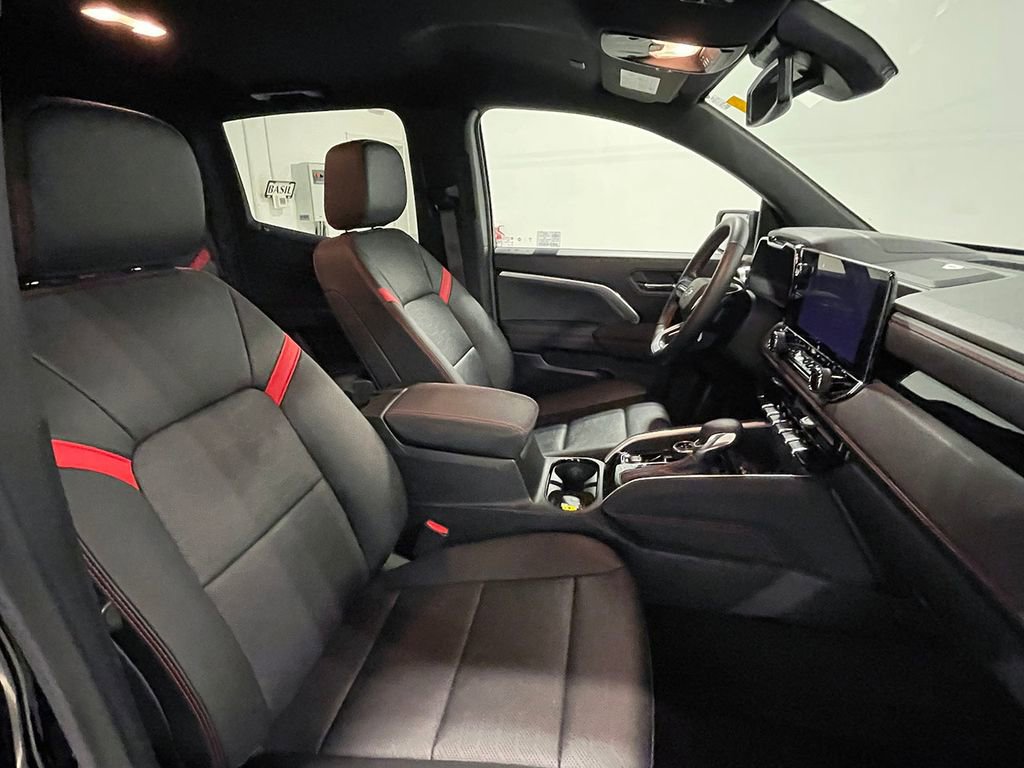 Used 2023 Chevrolet Colorado Z71 w/ Z71 Convenience Package 2 image 26