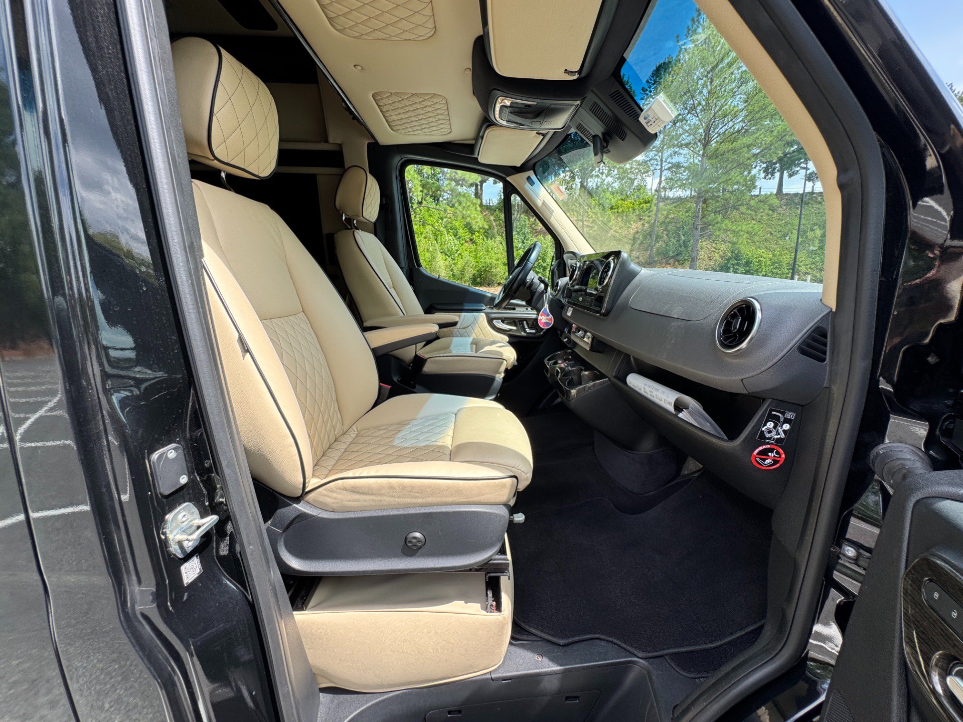 Used 2022 Mercedes-Benz Sprinter 3500 image 51