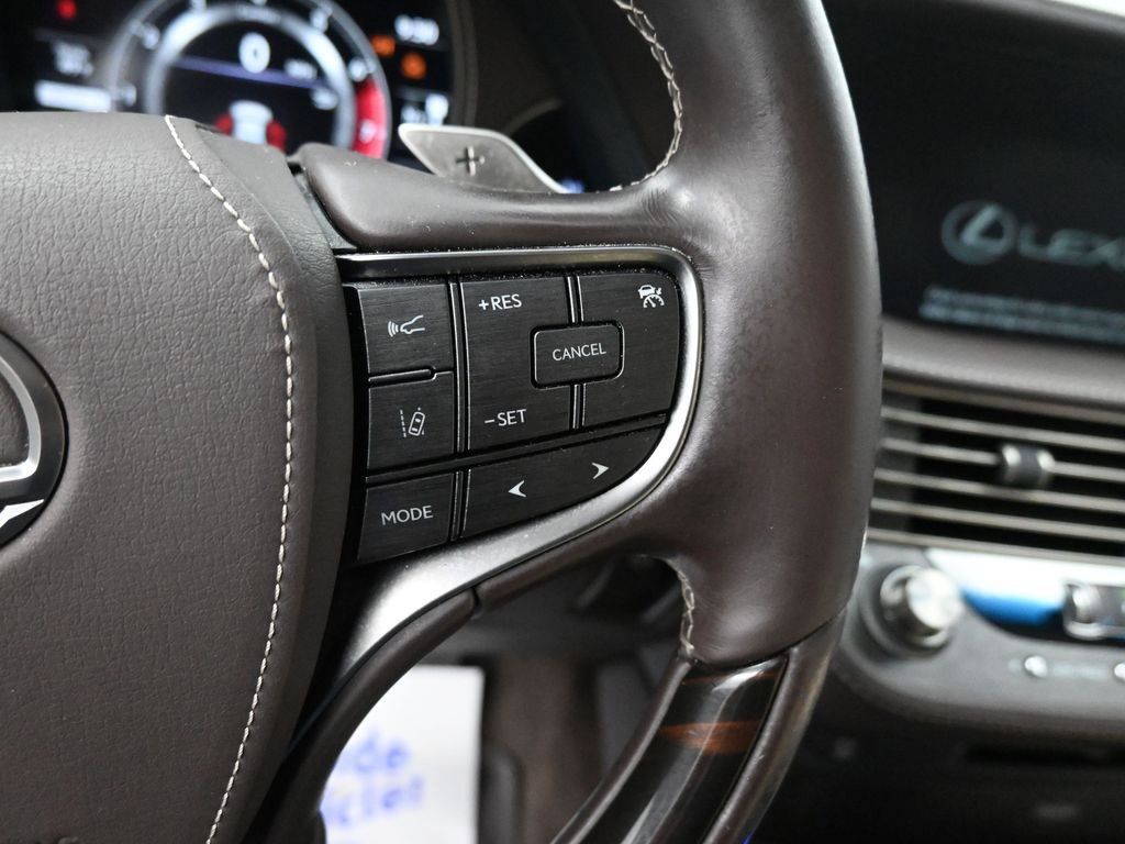 Used 2018 Lexus LS 500 500 Base w/ Interior Upgrade Package image 36