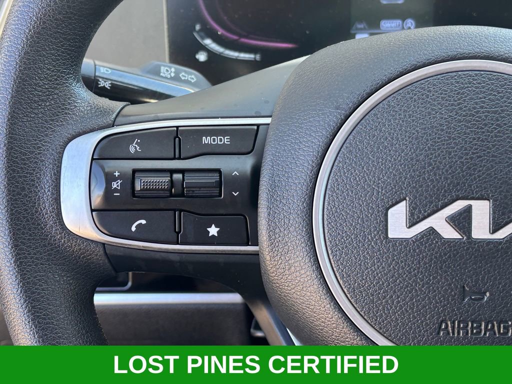 Used 2024 Kia Sportage LX image 14