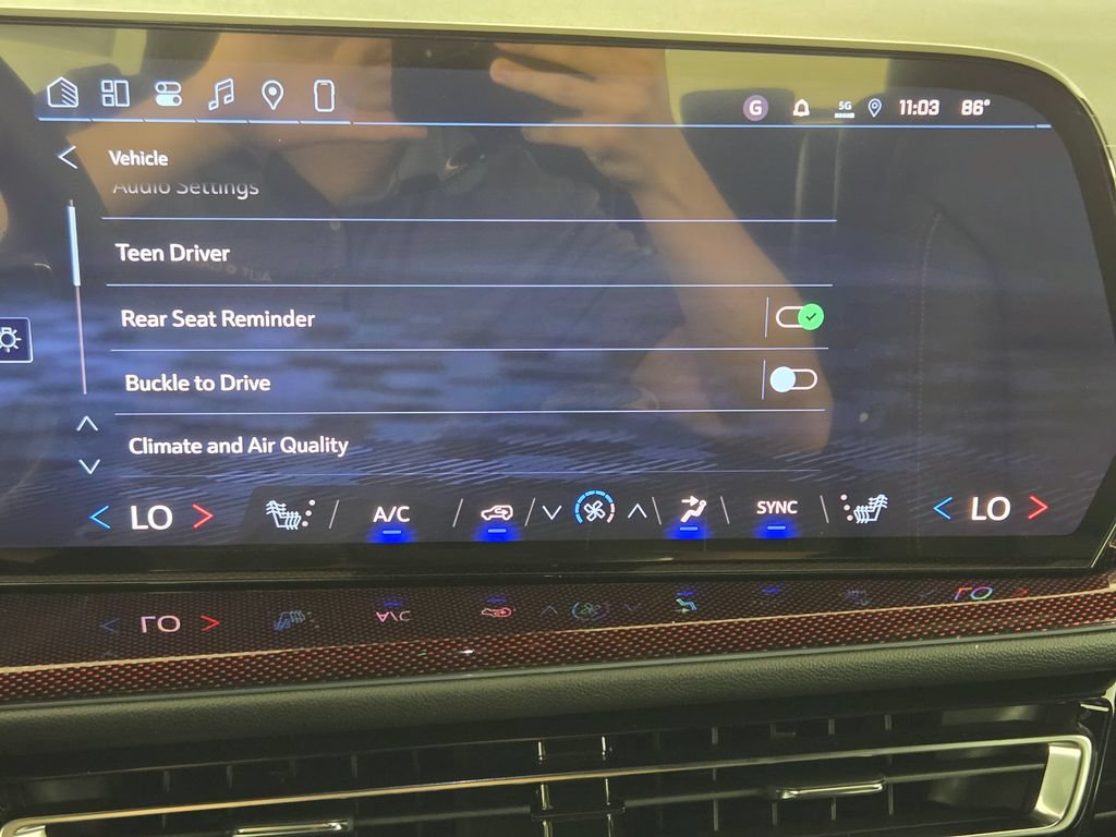 New 2026 Chevrolet Traverse Z71 w/ Driver Confidence Package AWD/4WD image 17