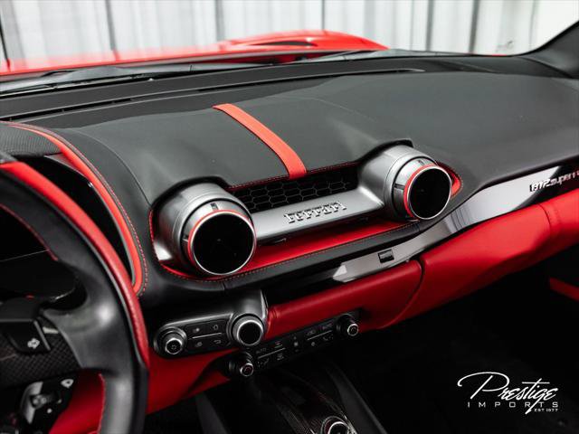 Used 2020 Ferrari 812 Superfast RWD image 30