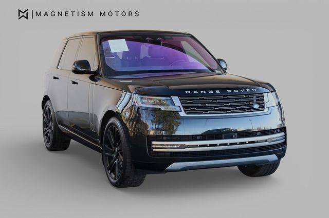 Used 2023 Land Rover Range Rover SE AWD/4WD image 4