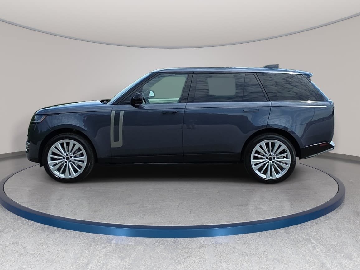 New 2026 Land Rover Range Rover Long Wheelbase SE AWD/4WD image 8