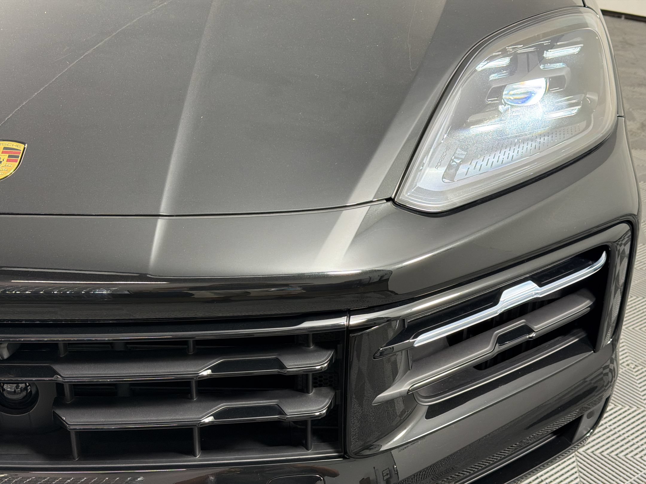 Certified 2026 Porsche Cayenne AWD/4WD image 11