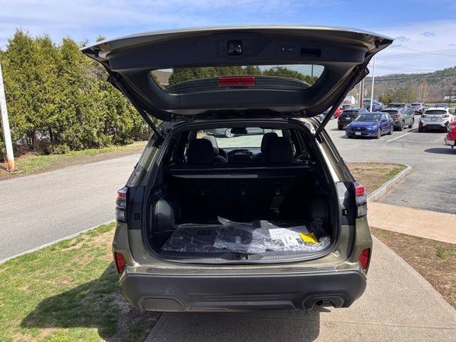 New 2026 Subaru Forester Premium AWD/4WD image 16