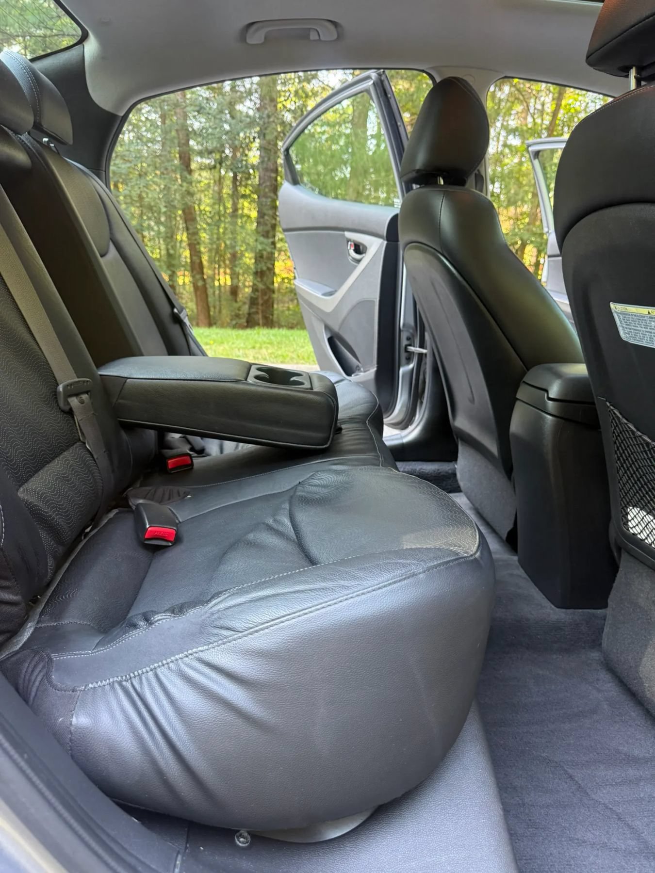 Used 2013 Hyundai Elantra Limited FWD image 13