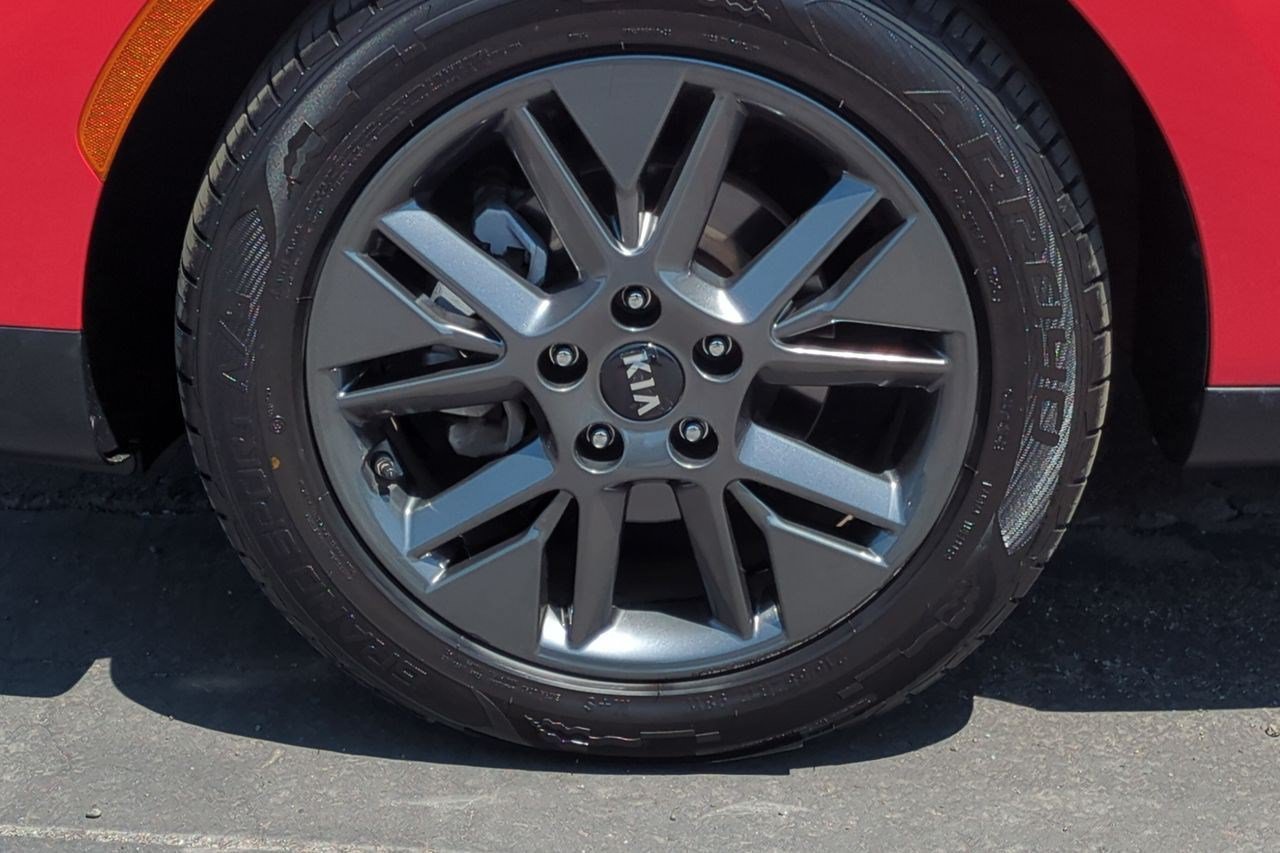 Certified 2021 Kia Soul EX FWD image 28