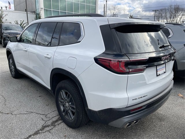 Used 2025 GMC Acadia Elevation image 6