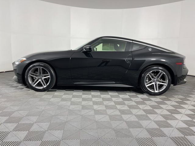 Used 2025 Nissan Z Sport w/ Floor Mat Package image 6