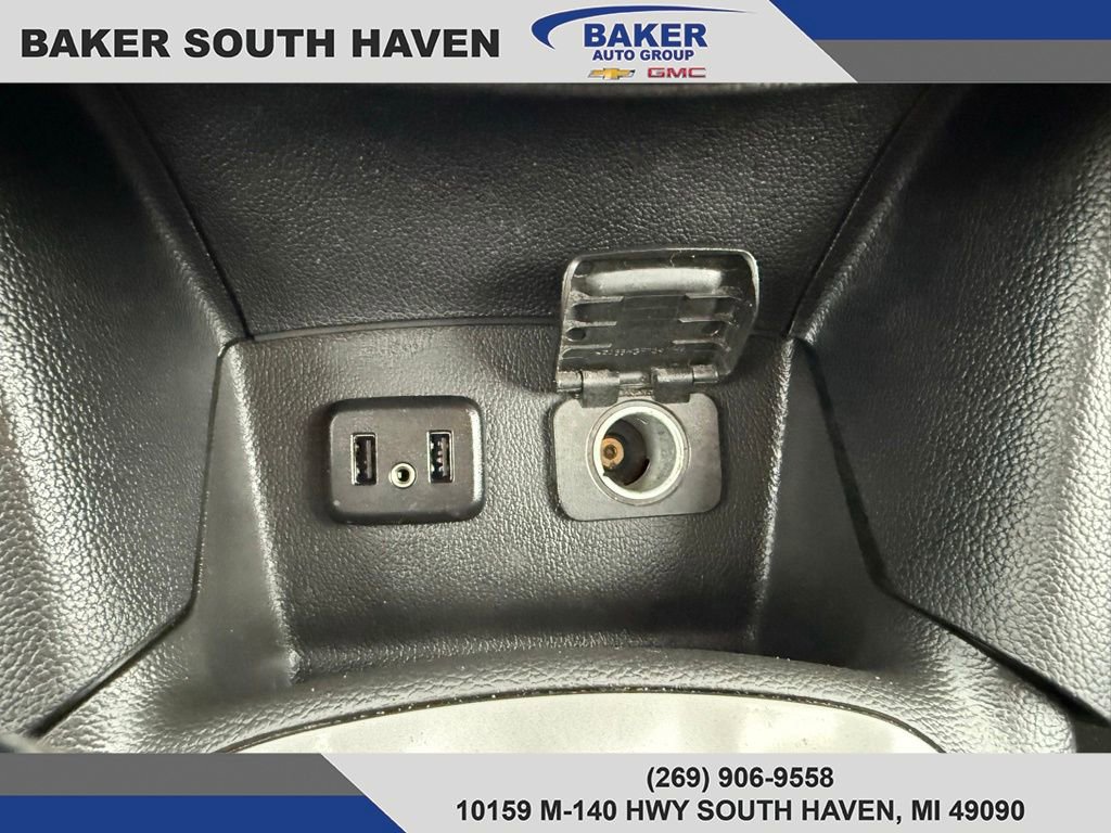 Used 2019 Chevrolet Cruze LT w/ Convenience Package image 20