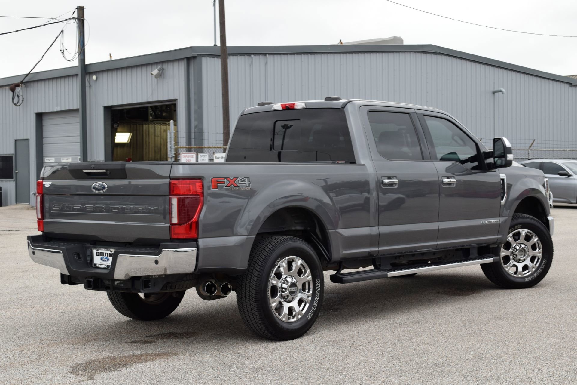 Used 2021 Ford F250 Lariat w/ Lariat Ultimate Package AWD/4WD image 6