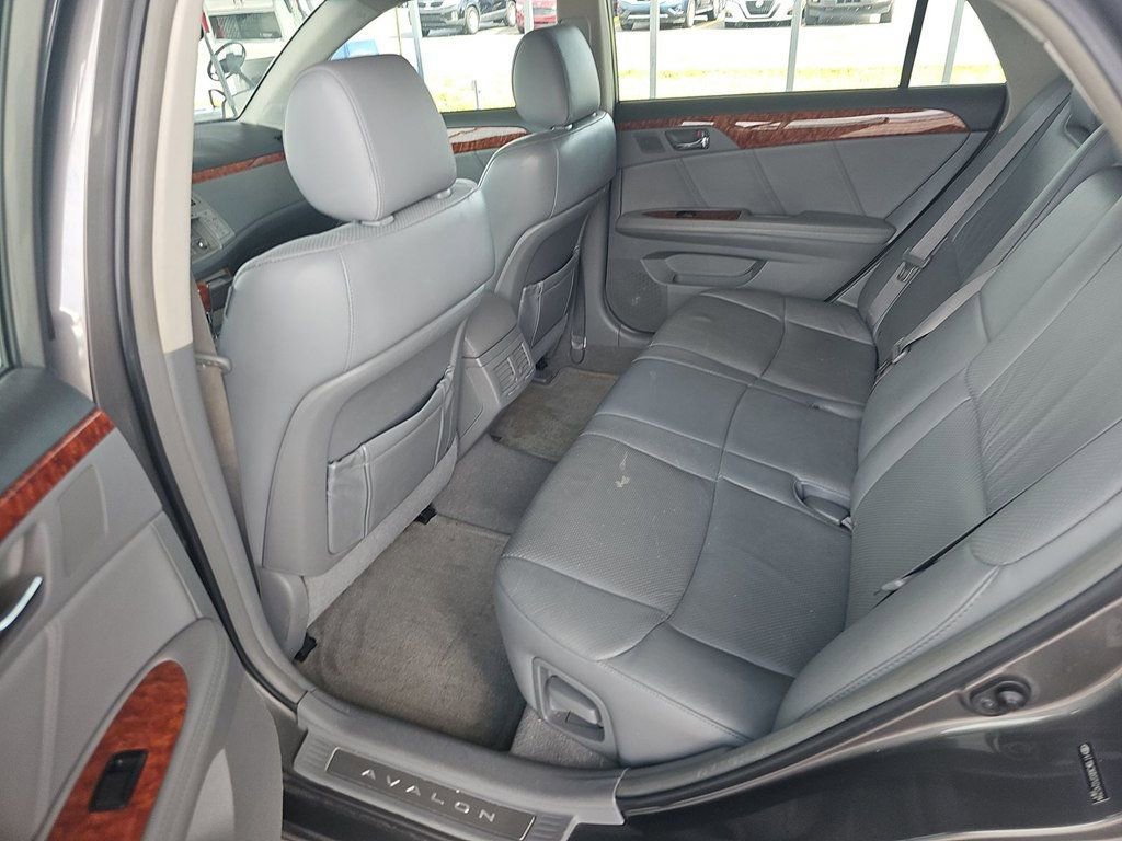Used 2007 Toyota Avalon Limited FWD image 9