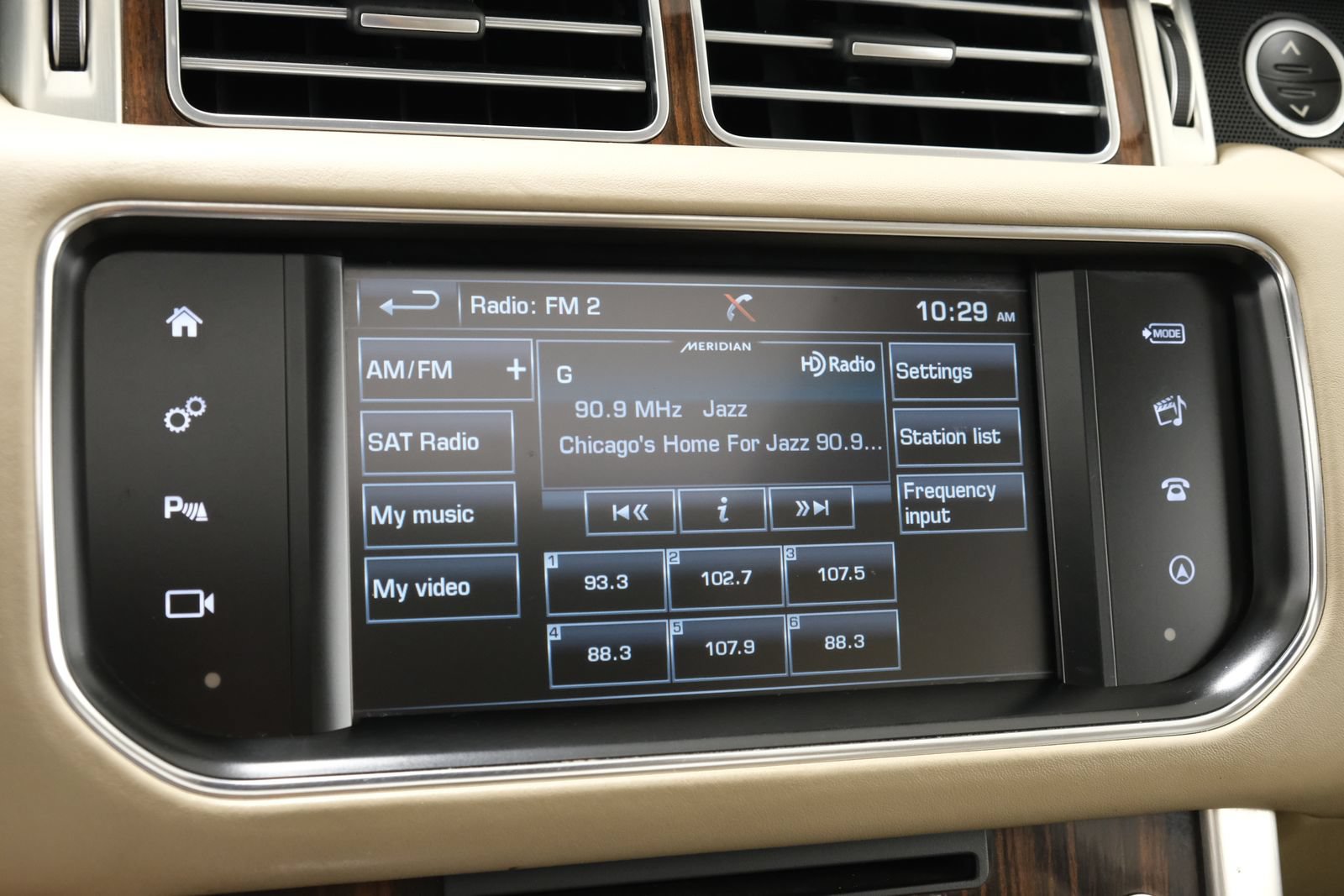 Used 2016 Land Rover Range Rover HSE AWD/4WD image 17