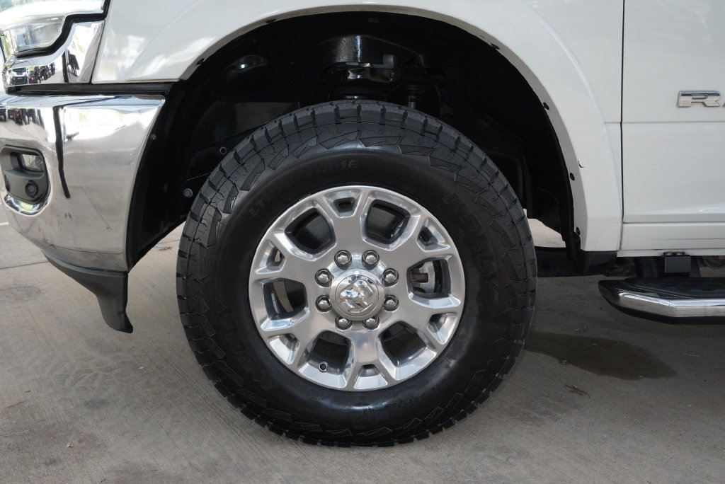 Used 2021 RAM 3500 Laramie AWD/4WD image 13