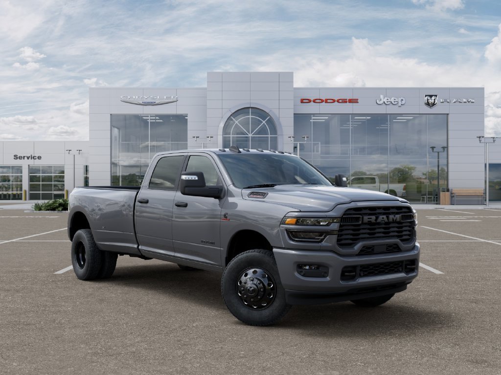 New 2026 RAM 3500 Big Horn AWD/4WD image 5
