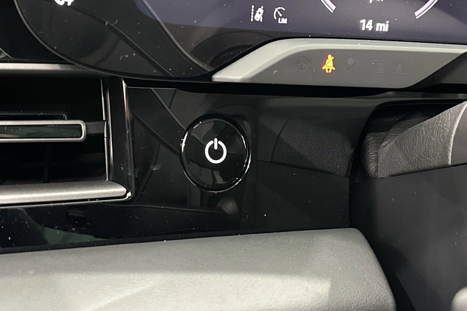 New 2025 Porsche Taycan 4S image 45