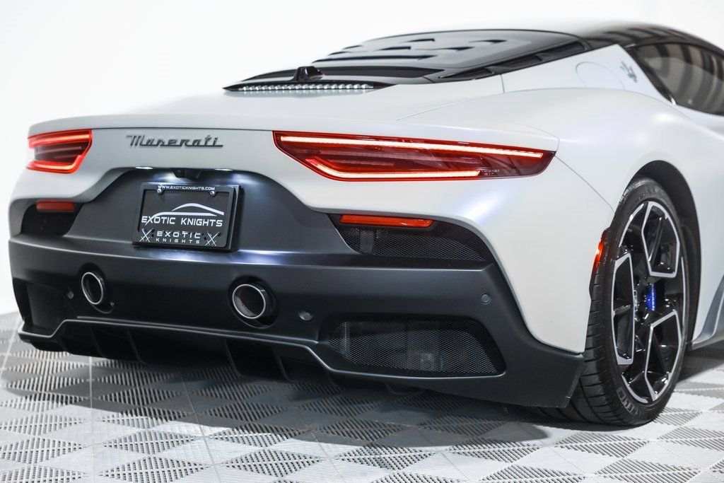 Used 2022 Maserati MC20 Coupe image 7