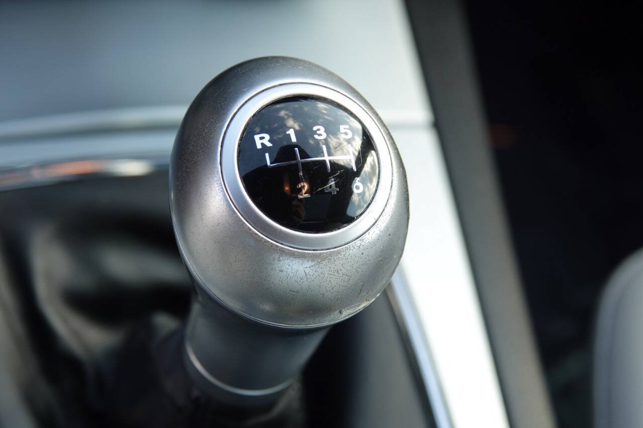 Used 2010 Mercedes-Benz C 300 Sedan image 61
