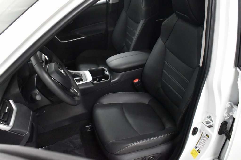 Used 2024 Toyota RAV4 XLE Premium image 13