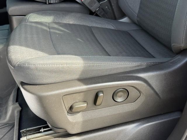 Used 2023 Chevrolet Silverado 1500 LT image 23