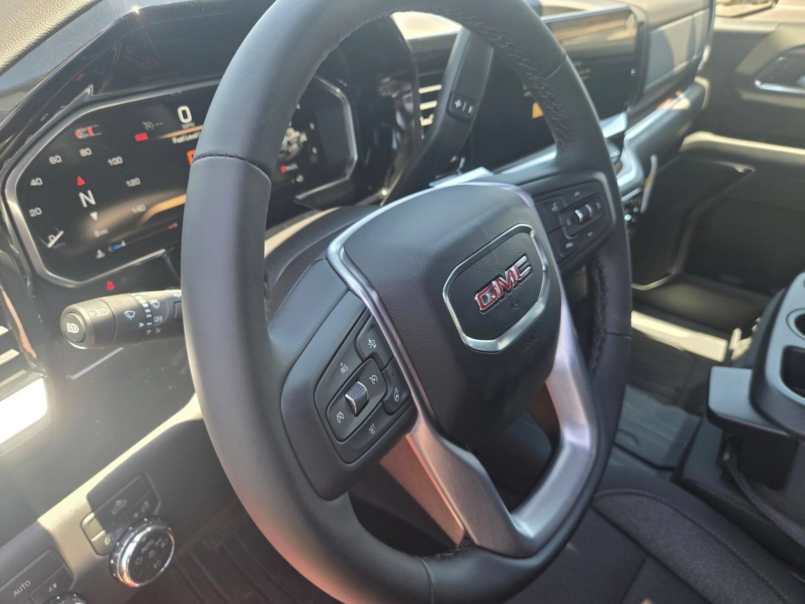 New 2026 GMC Sierra 1500 Elevation w/ Elevation Select Package AWD/4WD image 10