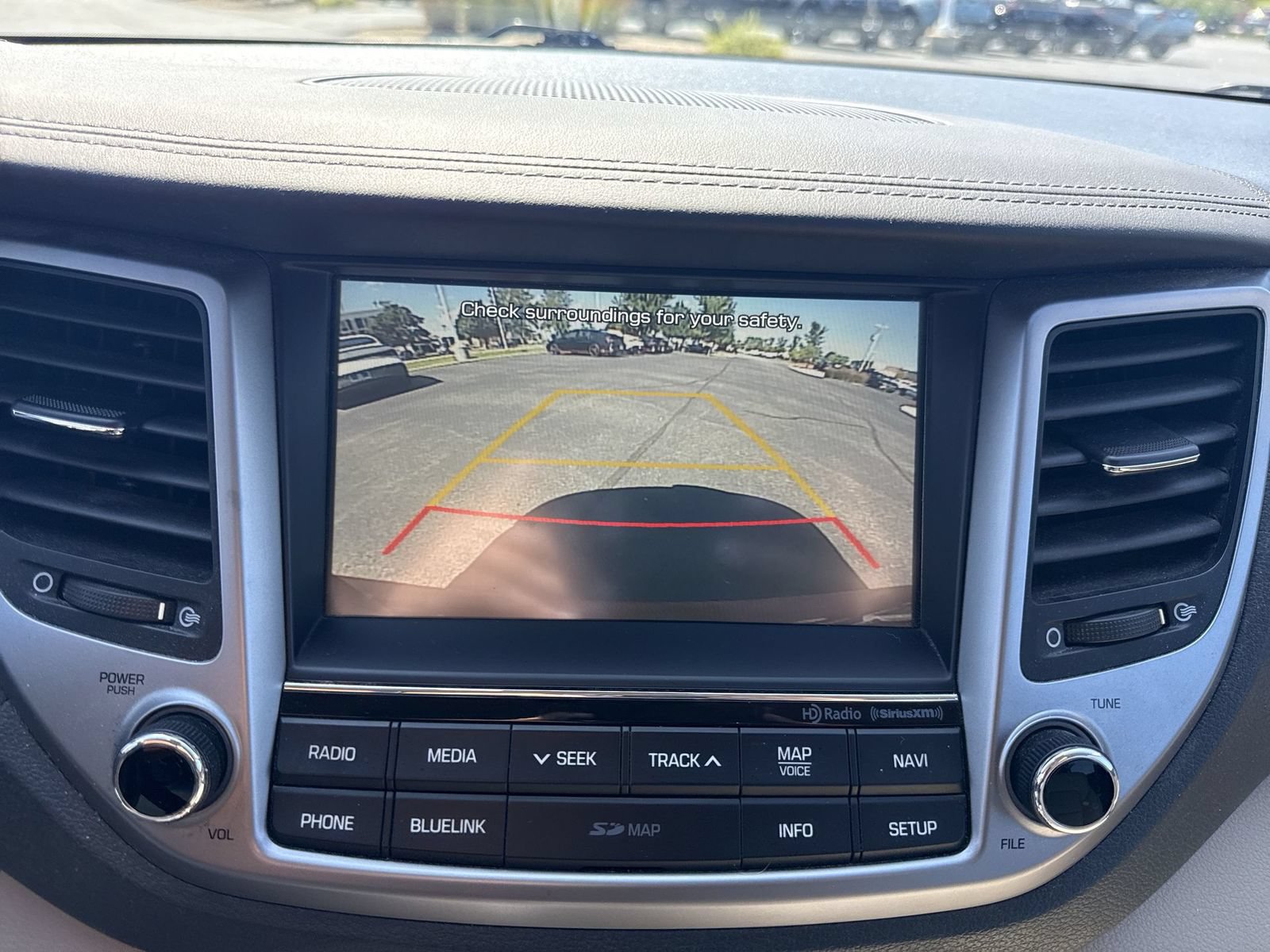 Used 2016 Hyundai Tucson Limited w/ Option Group 03 FWD image 18