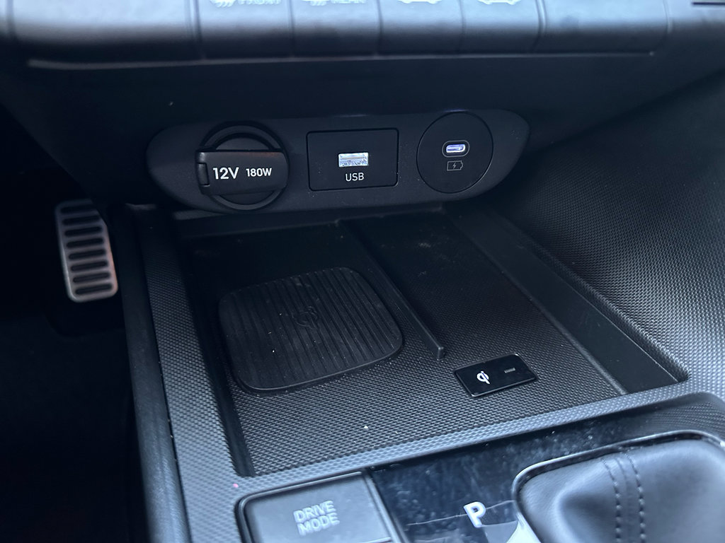 Used 2025 Hyundai Elantra Sport image 21