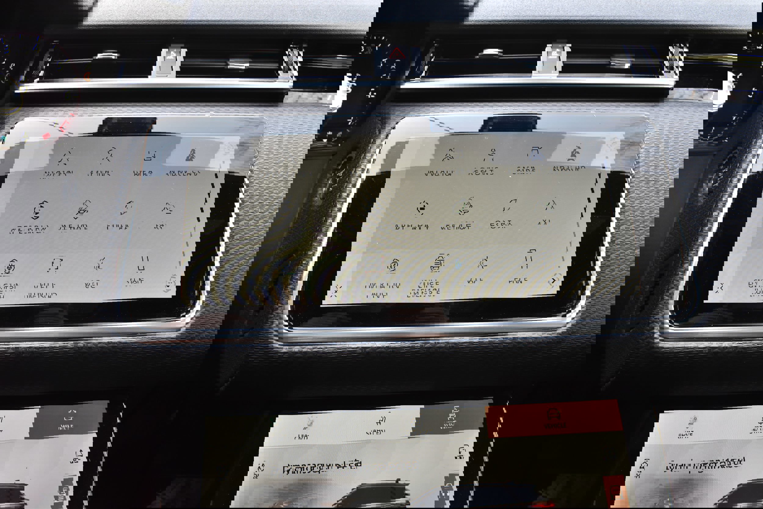 Used 2021 Land Rover Range Rover Velar R-Dynamic S AWD/4WD image 34