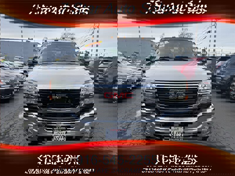 Used 2005 GMC Sierra 2500 SLE w/ Heavy-Duty Power Package image 2