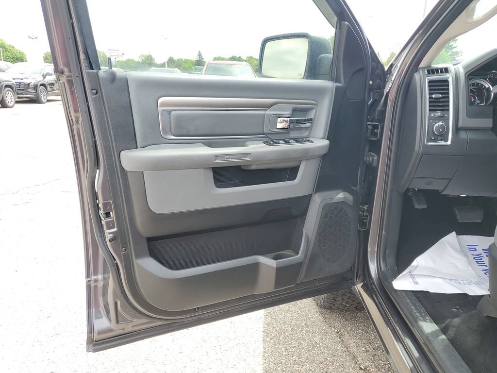 Used 2017 RAM 1500 Big Horn AWD/4WD image 21