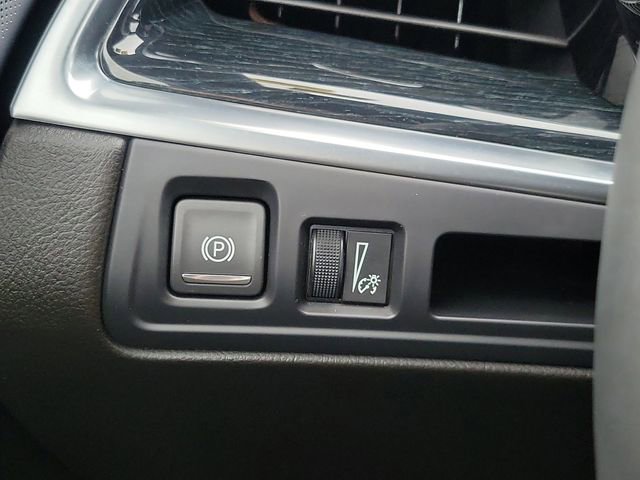 Used 2025 Cadillac XT5 Premium Luxury w/ LPO, Floor Liner Package image 13