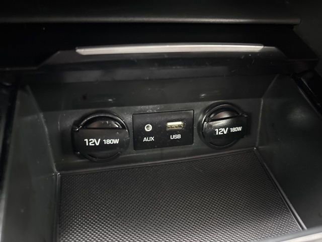 Used 2018 Hyundai Elantra SEL image 16